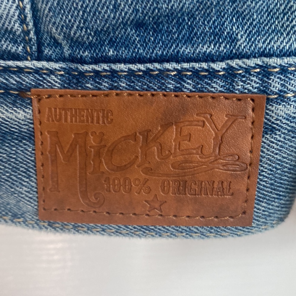 Kids size 9/10 Disney denim jacket NWOT - Picture 3 of 4